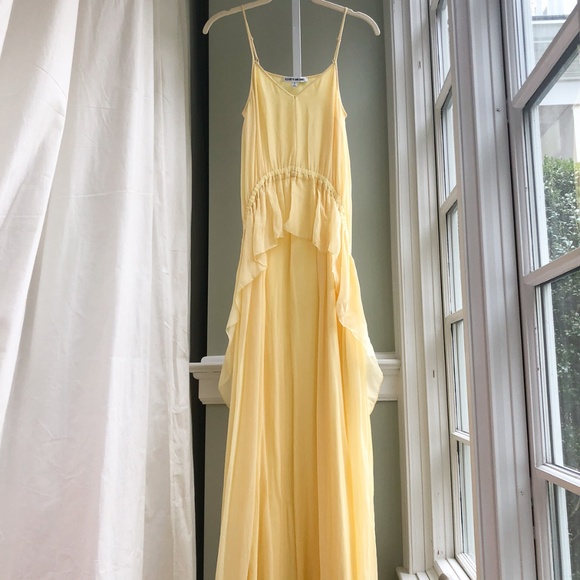 Elizabeth and James Catriona V Neck Gown - Picture 5 of 8